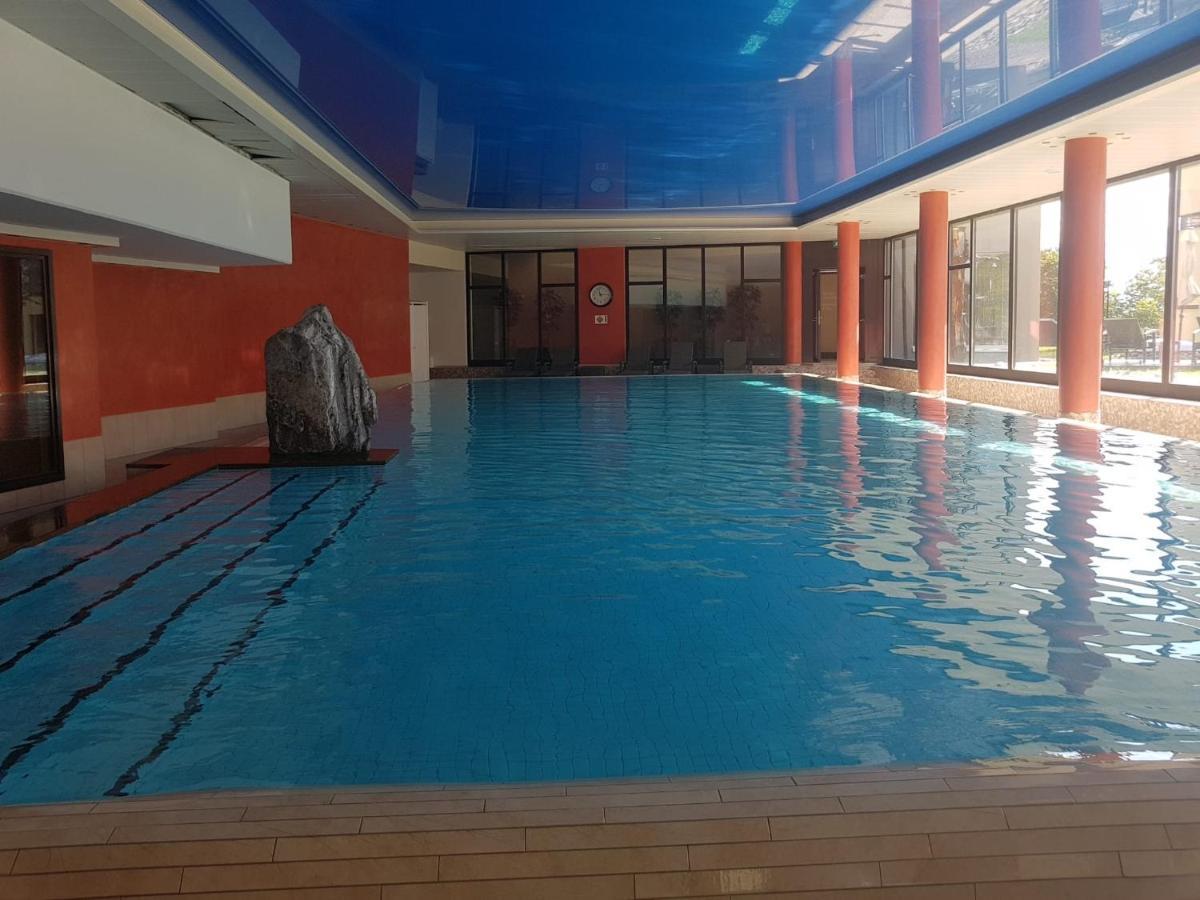 Wohnung Mit See Und Bergsicht Im Vier Sterne Hotel Beatenberg Exterior foto